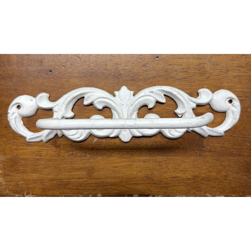 Iron Toilet Paper Holder, Decorative Bathroom Hardware, Shabby‎ Chic White Bath